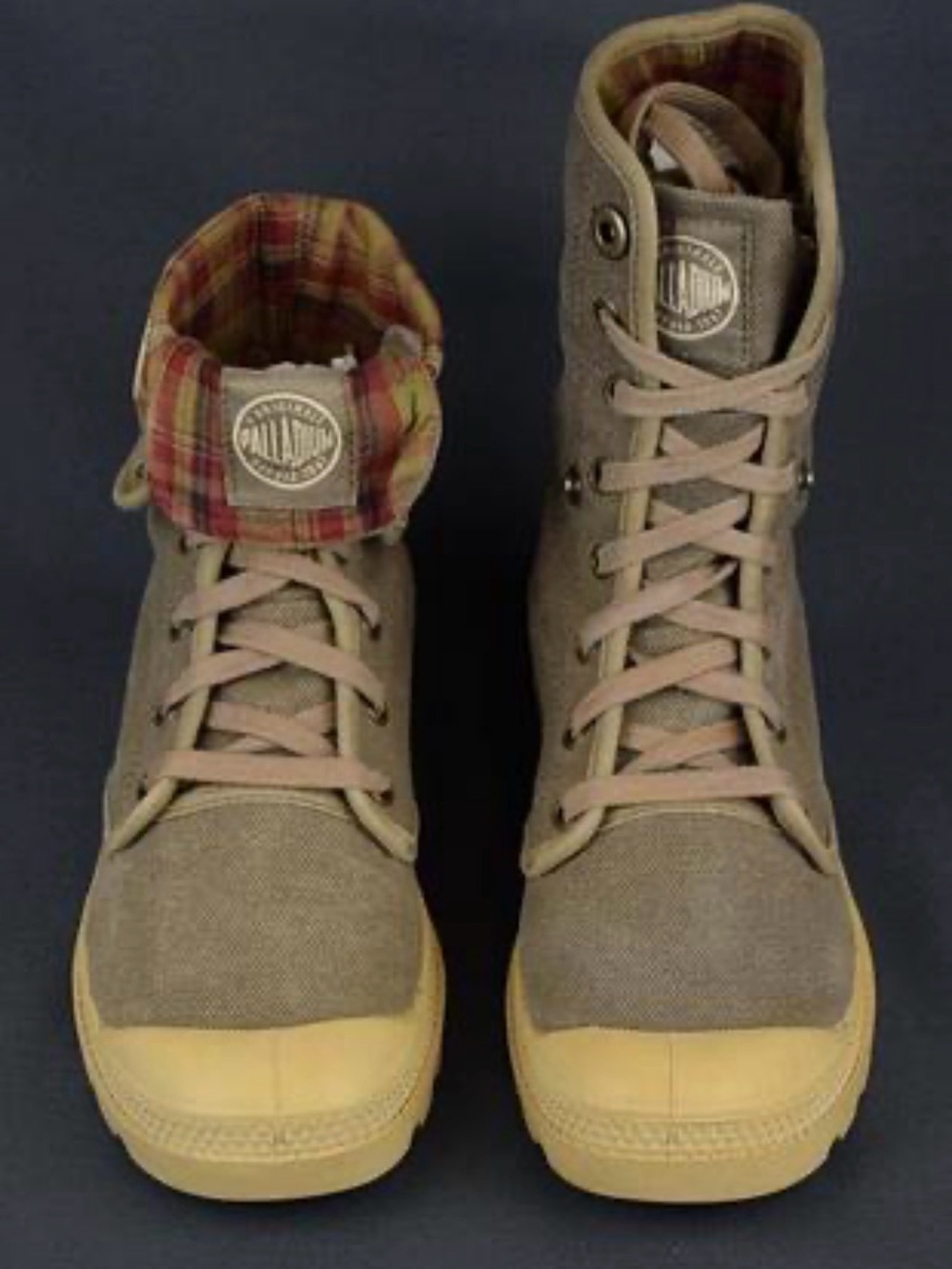 Palladium Baggy grey plaid boots Women’s 9